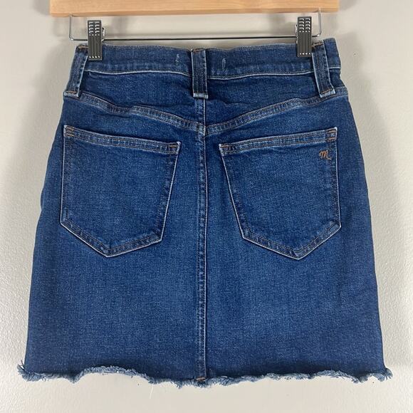 Madewell Stretch Denim High-Waist Straight Mini Skirt in Hayson Wash - Picture 6 of 8